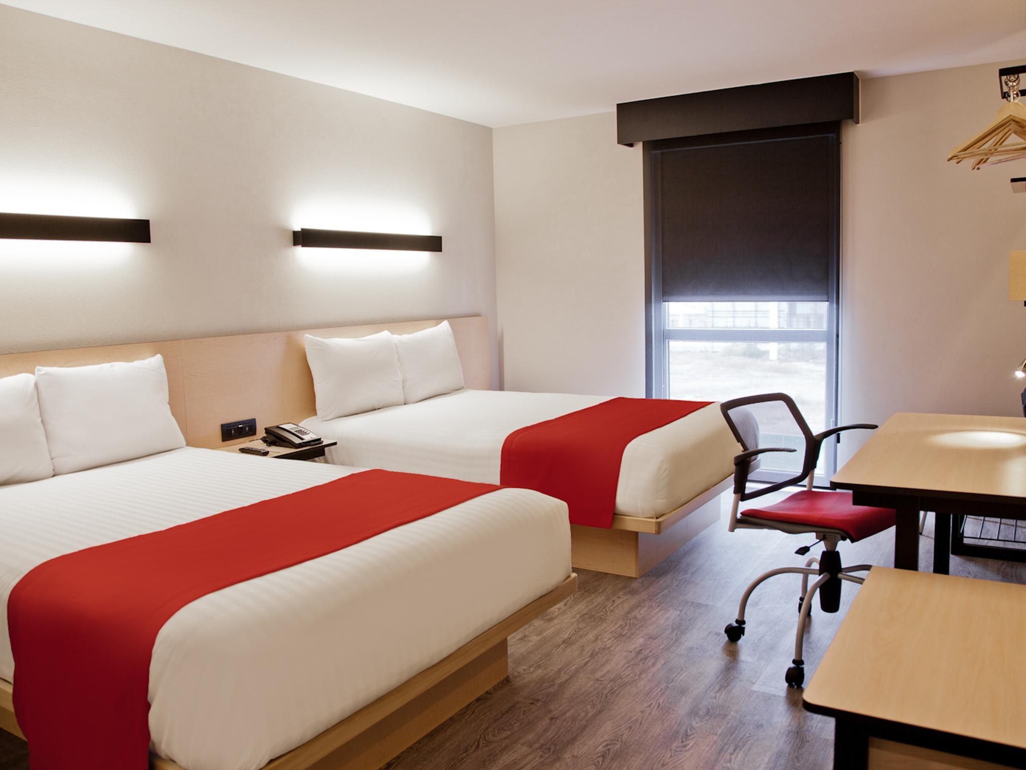 City Express By Marriott Leon Exterior photo
