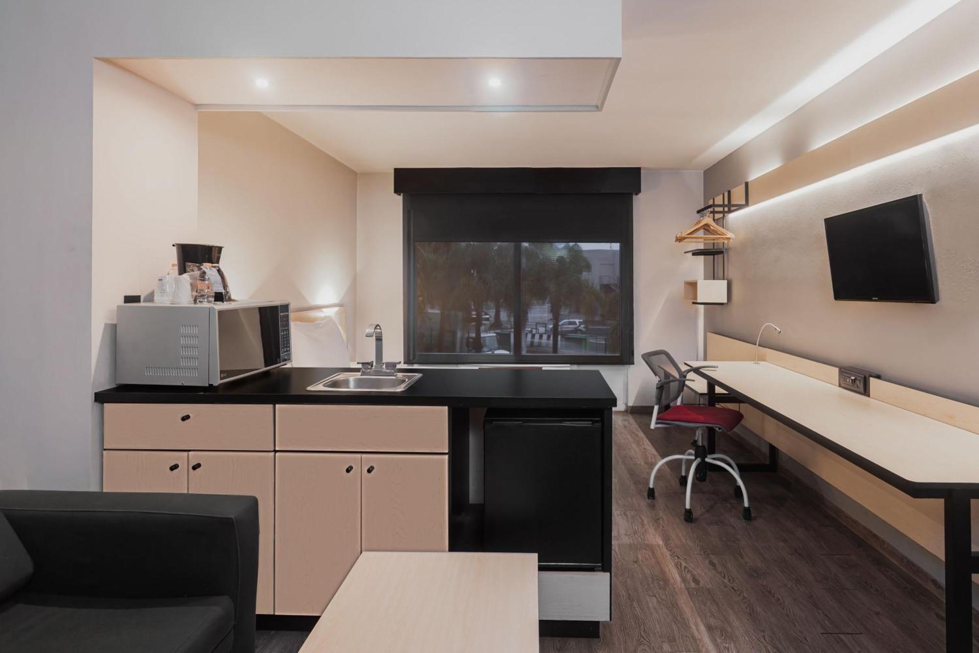 City Express By Marriott Leon Exterior photo